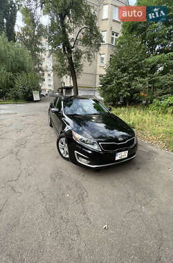 Седан Kia Optima 2013 в Києві