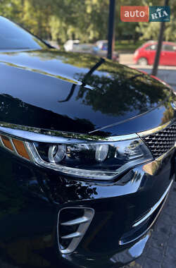 Седан Kia Optima 2017 в 