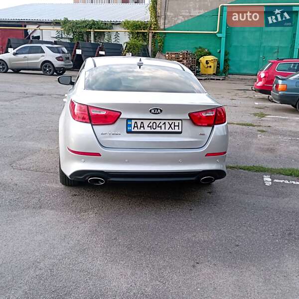 Седан Kia Optima 2015 в Киеве