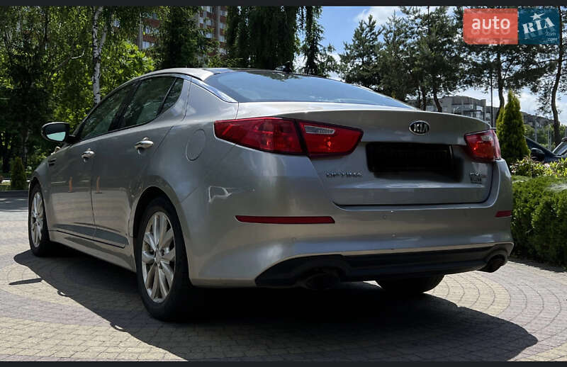Седан Kia Optima 2014 в Львове