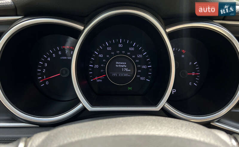 Седан Kia Optima 2014 в Львове