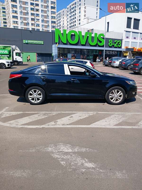 Седан Kia Optima 2013 в Вишневому