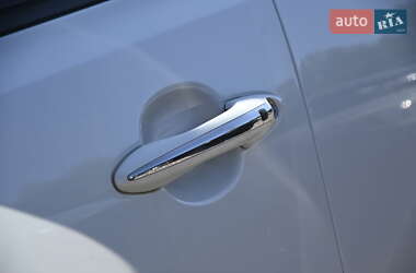 Седан Kia Optima 2012 в 