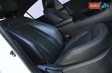 Седан Kia Optima 2012 в 