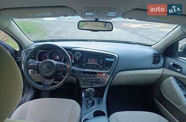 Седан Kia Optima 2014 в 