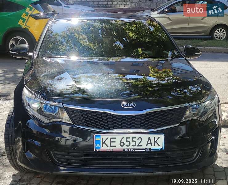Седан Kia Optima 2017 в Павлограде