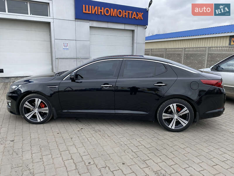 Седан Kia Optima 2012 в Житомире