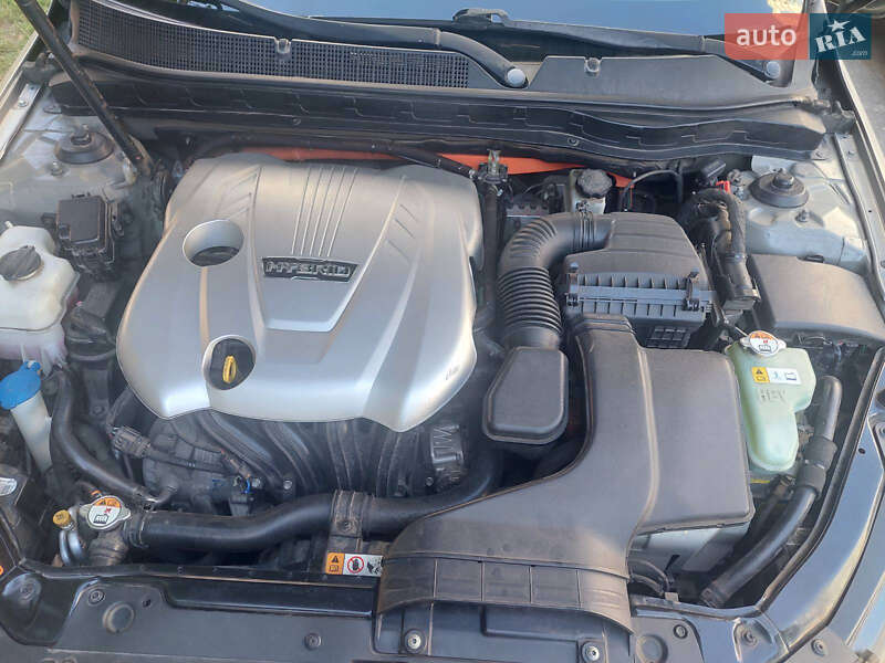 Седан Kia Optima 2013 в Киеве