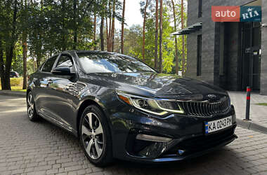 Седан Kia Optima 2019 в 