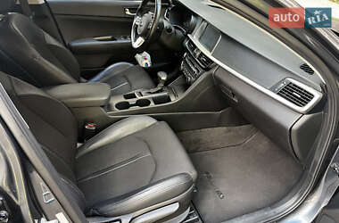 Седан Kia Optima 2019 в 