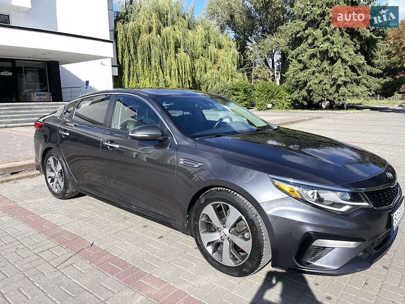 Седан Kia Optima 2018 в Тернополі