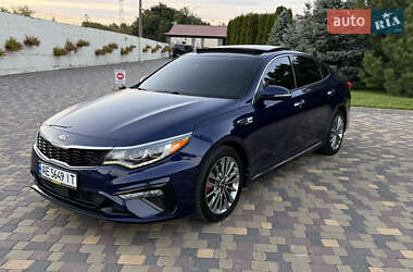 Седан Kia Optima 2018 в Дніпрі