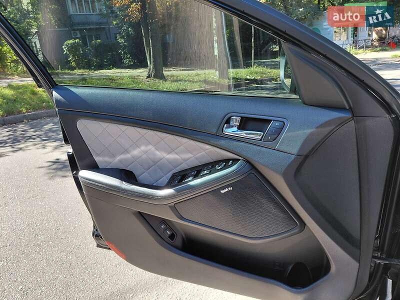Седан Kia Optima 2015 в Киеве фото 10 Седан Kia Optima 2015 в Киеве