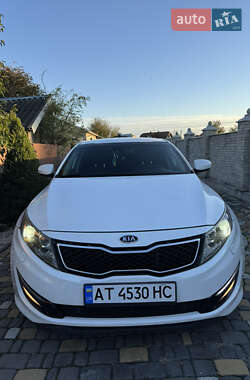 Седан Kia Optima 2012 в Коломые