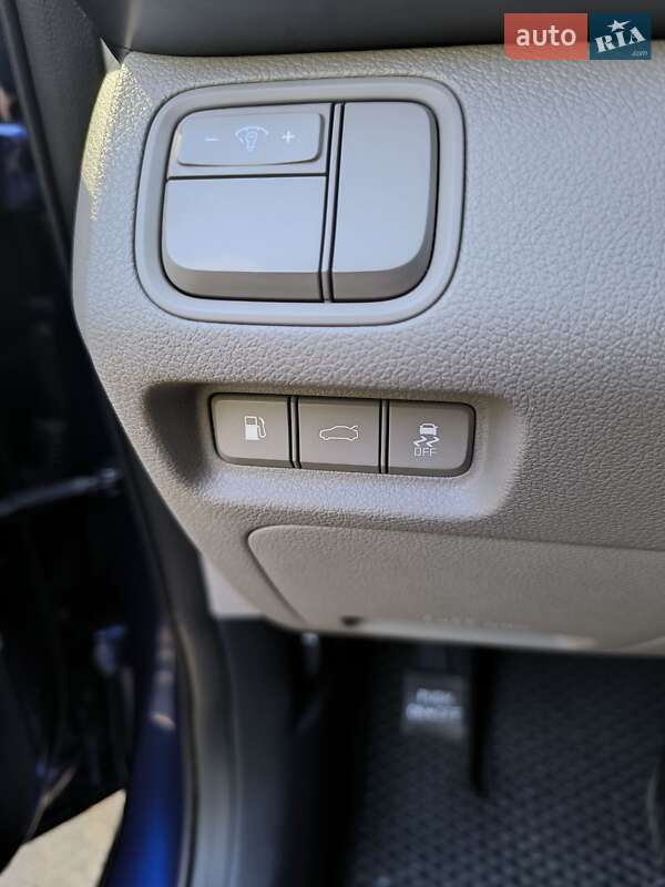 Седан Kia Optima 2016 в Киеве фото 18 Седан Kia Optima 2016 в Киеве