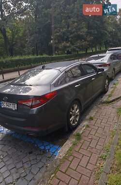 Седан Kia Optima 2011 в 