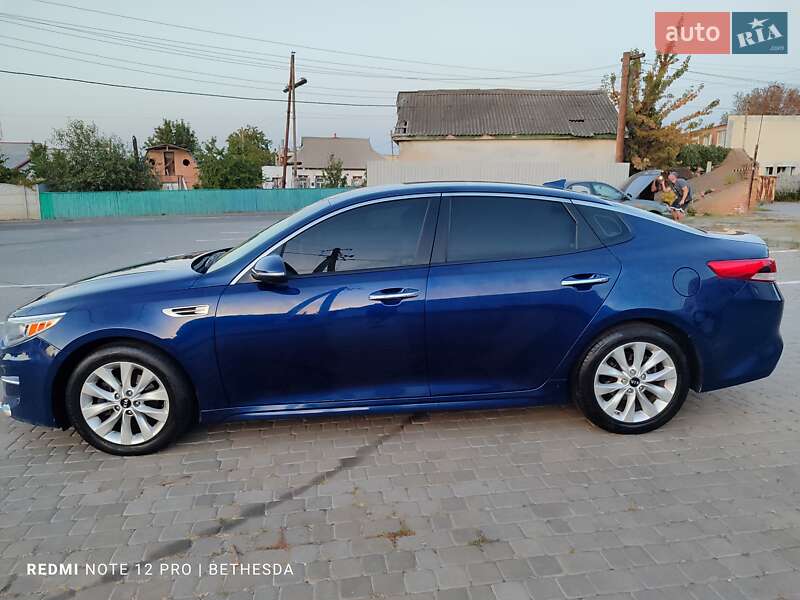 Седан Kia Optima 2016 в Кременчуге