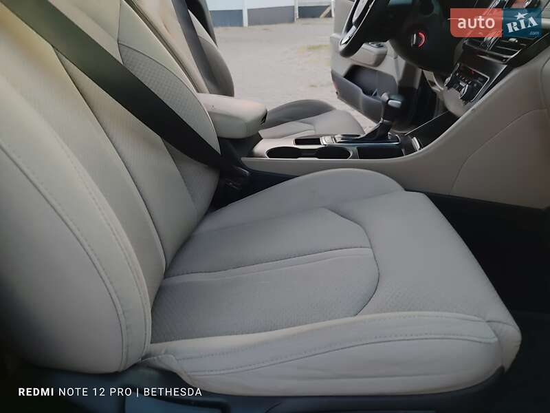 Седан Kia Optima 2016 в Кременчуге
