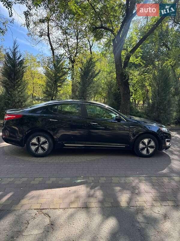 Седан Kia Optima 2011 в Запорожье