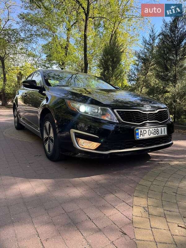 Седан Kia Optima 2011 в Запорожье