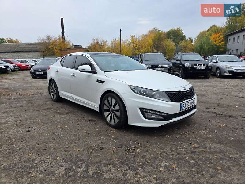Седан Kia Optima 2013 в Шостке