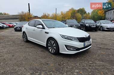 Седан Kia Optima 2013 в 