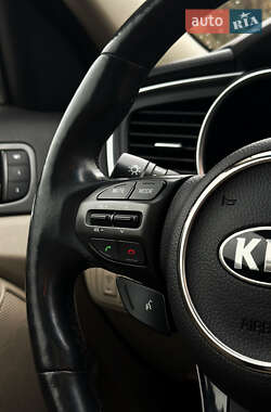 Седан Kia Optima 2014 в 