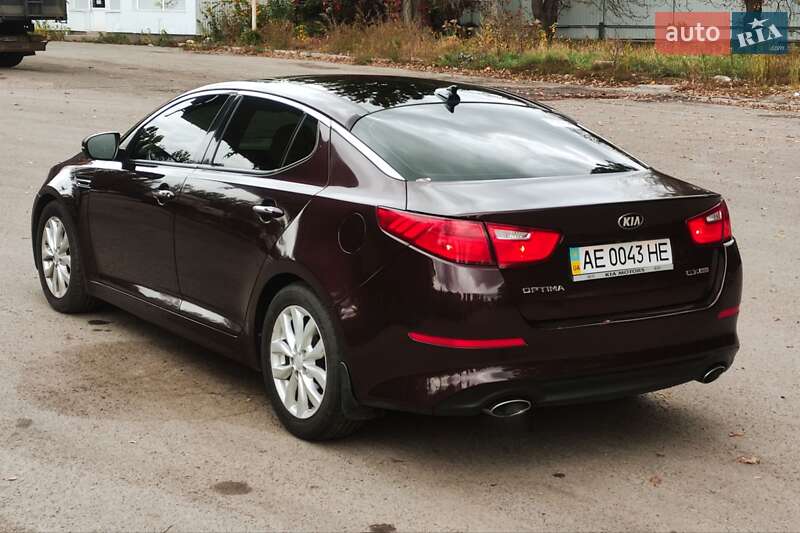 Седан Kia Optima 2015 в Полтаве