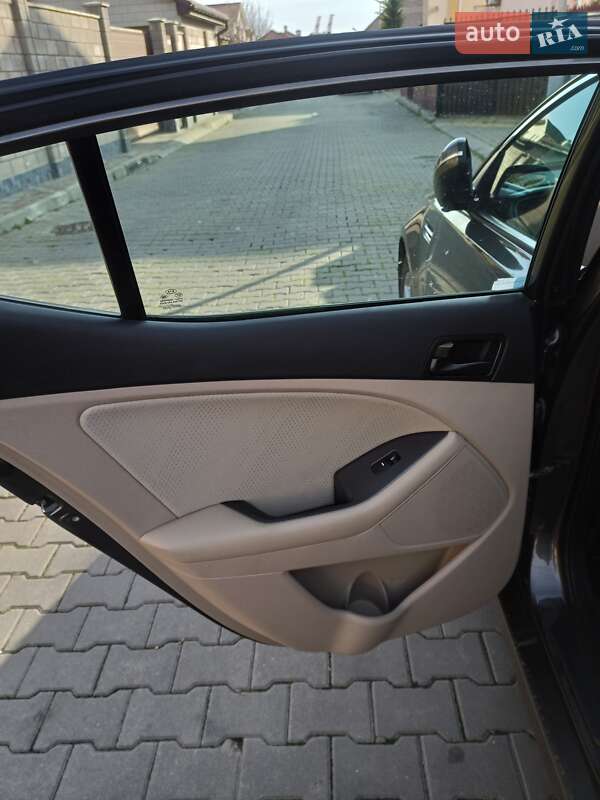 Седан Kia Optima 2014 в Одессе фото 16 Седан Kia Optima 2014 в Одессе