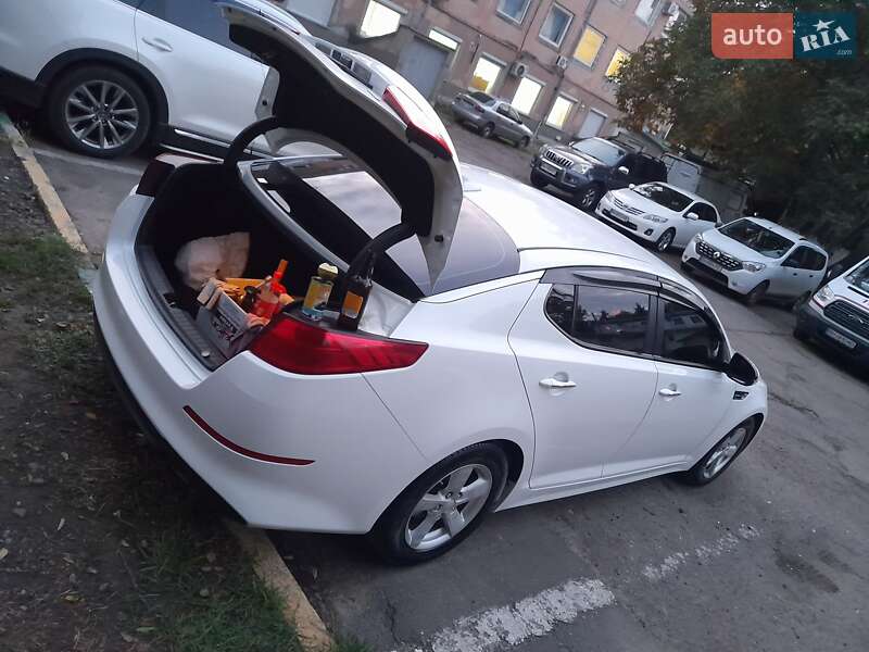 Седан Kia Optima 2014 в Одесі