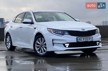 Седан Kia Optima 2017 в 