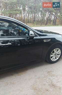 Седан Kia Optima 2016 в 