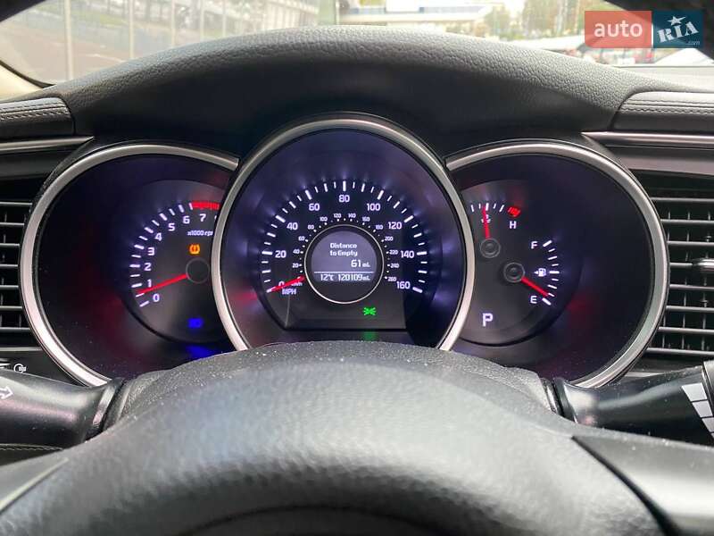 Седан Kia Optima 2014 в Киеве