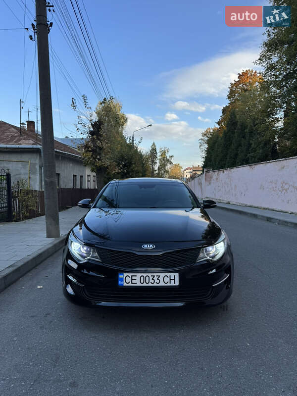 Седан Kia Optima 2017 в  фото Седан Kia Optima 2017 в
