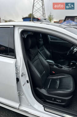 Седан Kia Optima 2012 в  фото 6 Седан Kia Optima 2012 в