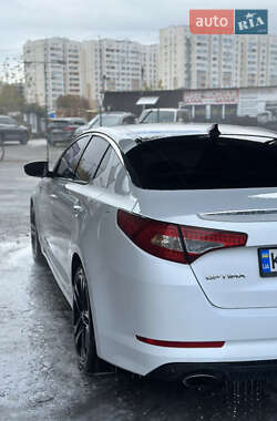 Седан Kia Optima 2012 в  фото 10 Седан Kia Optima 2012 в