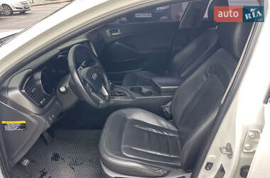 Седан Kia Optima 2012 в 