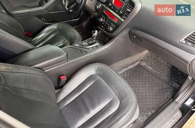 Седан Kia Optima 2012 в 