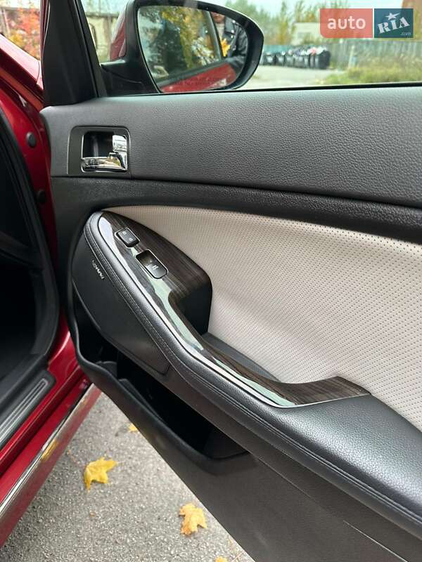 Седан Kia Optima 2013 в Києві фото 14 Седан Kia Optima 2013 в Києві