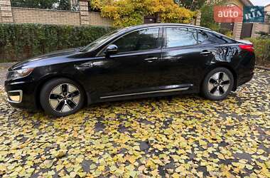 Седан Kia Optima 2013 в 