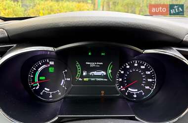 Седан Kia Optima 2013 в 