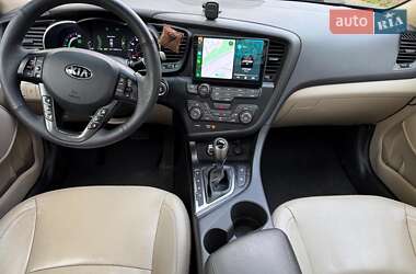 Седан Kia Optima 2013 в 