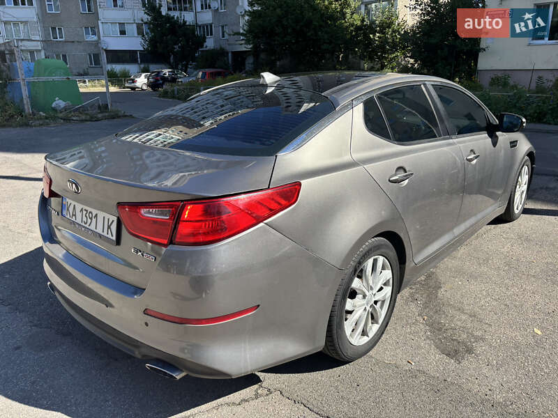 Седан Kia Optima 2014 в Украинке