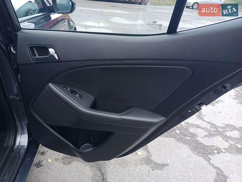 Седан Kia Optima 2012 в Полтаве фото 44 Седан Kia Optima 2012 в Полтаве