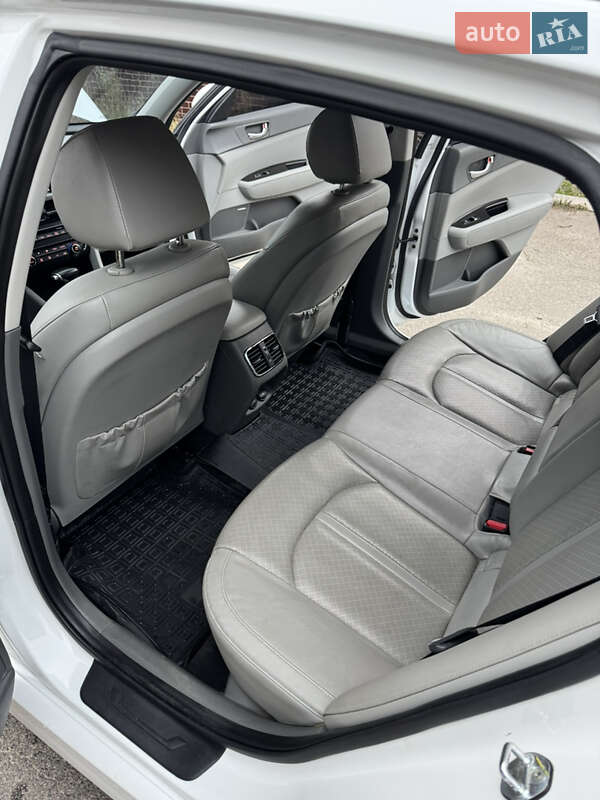 Седан Kia Optima 2015 в Киеве фото 11 Седан Kia Optima 2015 в Киеве