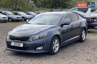 Седан Kia Optima 2015 в 