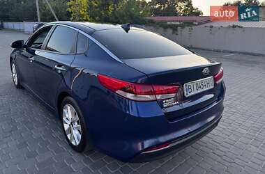Седан Kia Optima 2016 в 