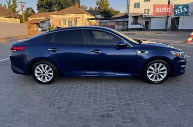 Седан Kia Optima 2016 в 
