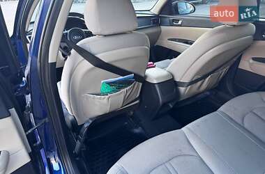 Седан Kia Optima 2016 в 