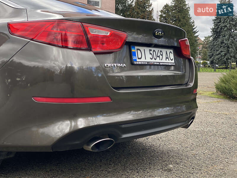 Седан Kia Optima 2013 в Бурштині